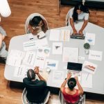 How Companies Build Momentum in Competitive Markets How Companies Build Momentum in Competitive Markets