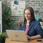 Simple Steps to Get an Online Business Phone Number Without Breaking the Bank vitaly-gariev-KwWY-gVlAvA-unsplash